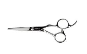 No. 766 Right Handed Scissor 7" + Case